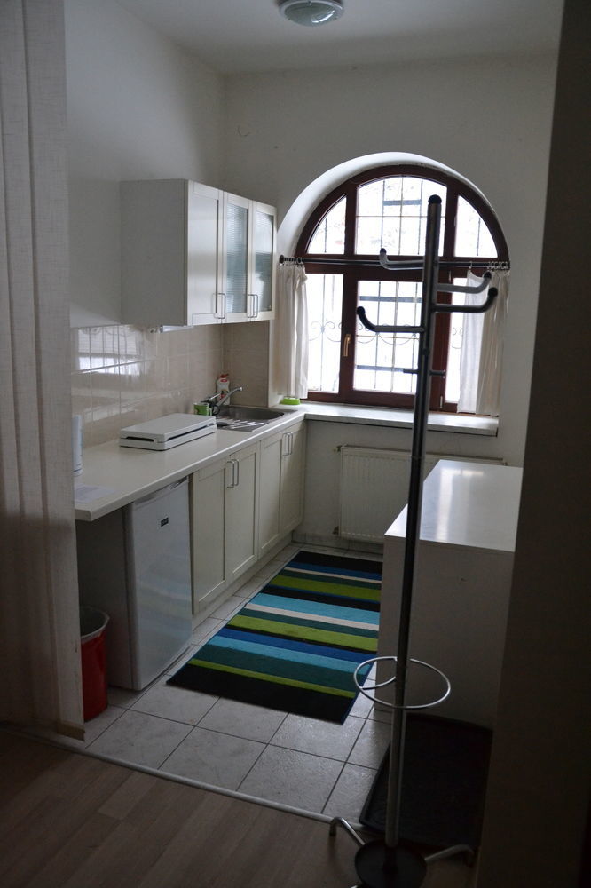 Hostel One บราติสลาวา ภายนอก รูปภาพ